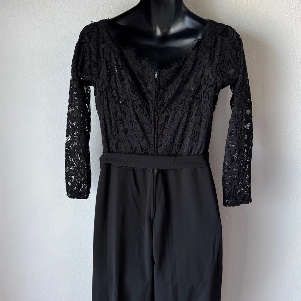 🆕 Premier‎ Amour Eyelash Lace Jumpsuit